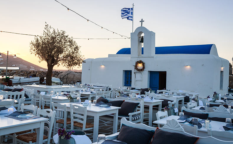 Traditional Fish PAros Restaurants